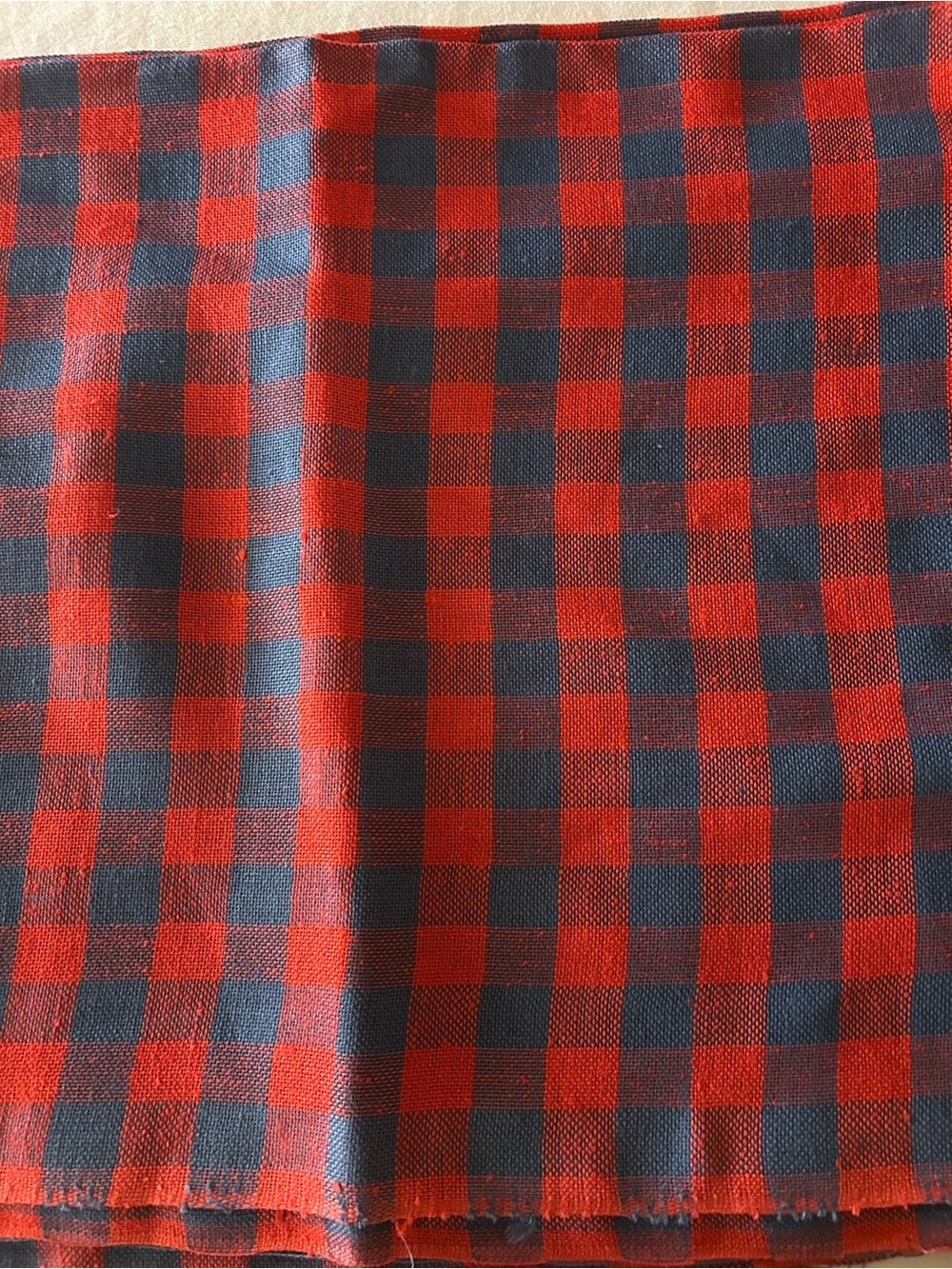 Buffalo Check Open Weave/Homespun Style Fabric Red and Black 6 Yards X 44” See * - Picture 1 of 5